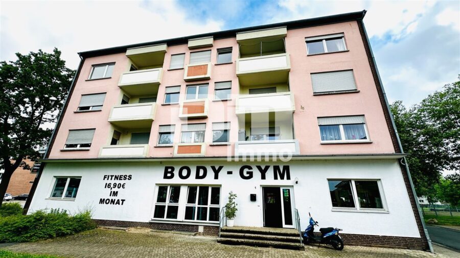 Teilsaniertes Fitnessstudio in gepflegtem Wohn- /Gewerbeensemble - Frontansicht Titel